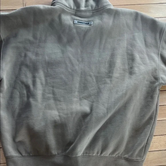Fear of God Essentials Heather Gray Top - Picture 6 of 7